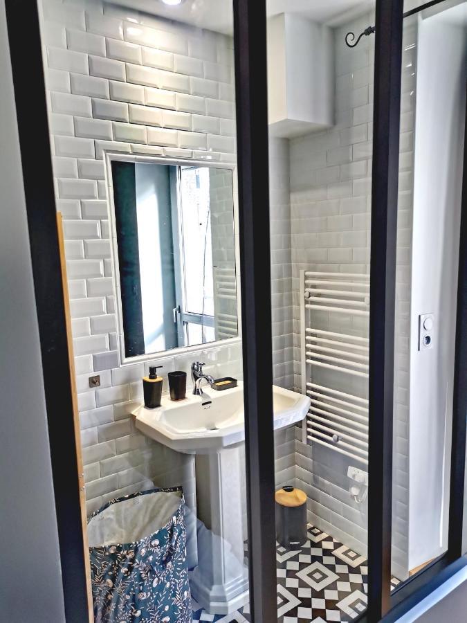 Premier Chapitre - Design Et Charme De L'Ancien En Coeur De Ville 쎙브히육 외부 사진