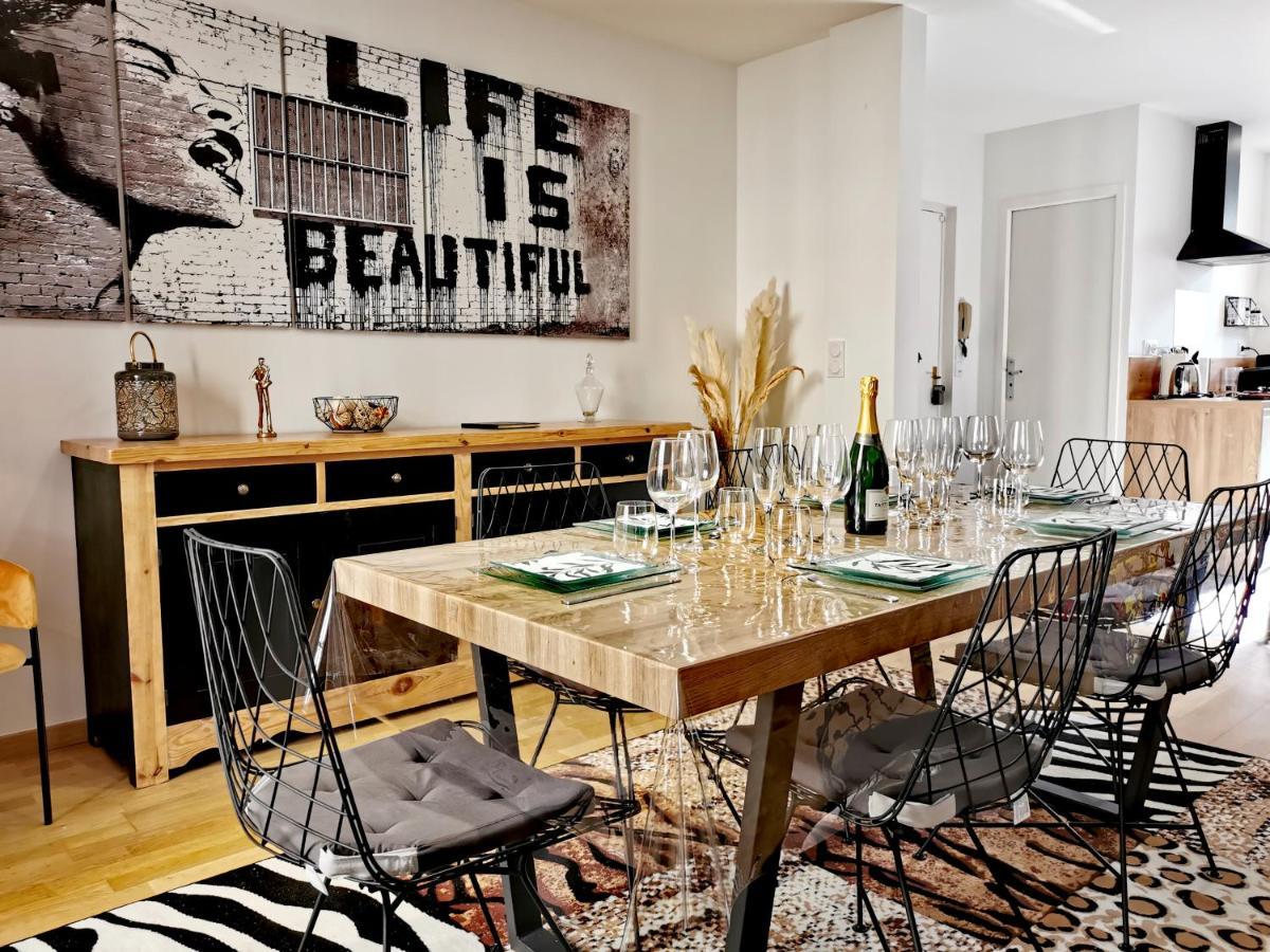 Premier Chapitre - Design Et Charme De L'Ancien En Coeur De Ville 쎙브히육 외부 사진